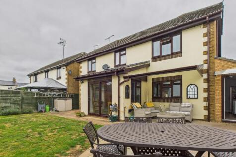 CAM02519G0-PR0325-STILL023