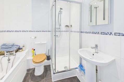 CAM02519G0-PR0291-STILL005