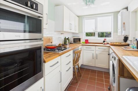 CAM02545G0-PR0467-STILL007