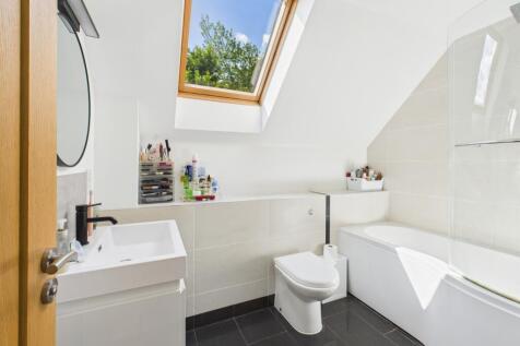 CAM02545G0-PR0485-STILL023