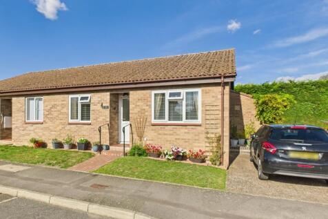 CAM02519G0-PR0345-STILL012