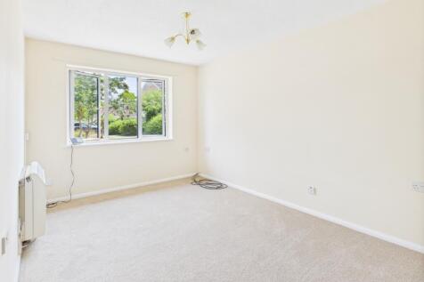 CAM02545G0-PR0444-STILL002