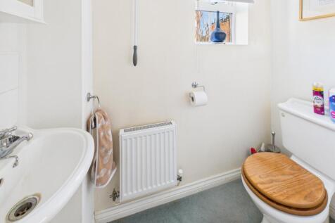 CAM02519G0-PR0364-STILL011