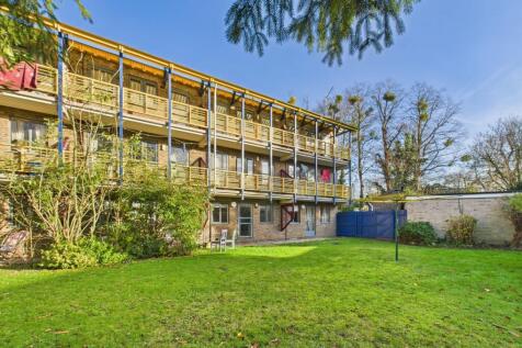 CAM02545G0-PR0535-STILL014