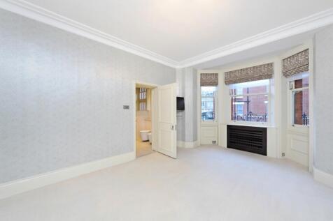 Wellington Court ...