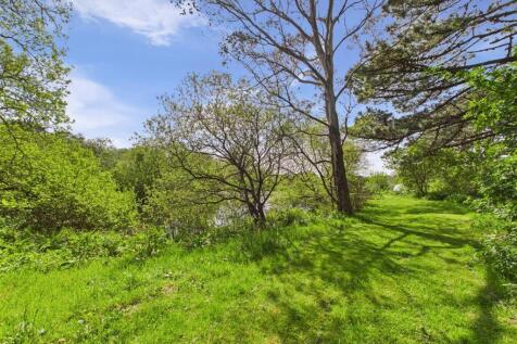 CAM05092G0-PR0044-STILL049.jpg
