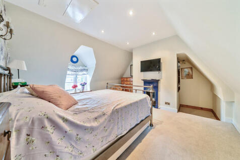 1326106-10-687784...