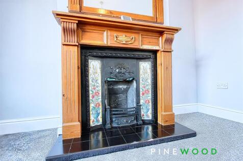 lounge - fireplace
