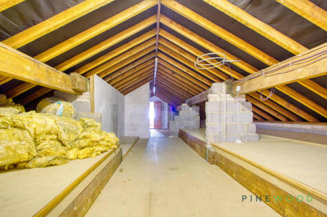 Loft ( accessed from Annexe)