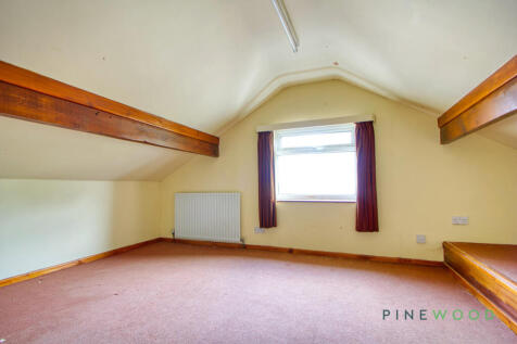 Loft Bedroom (Annexe)