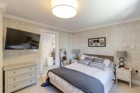 8642397-interior17.jpg