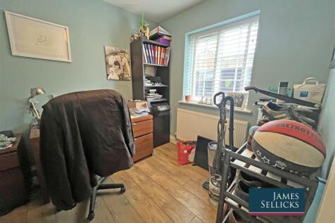 Study/playroom