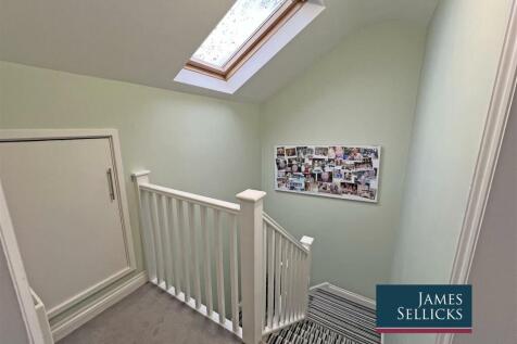 Third floor landing