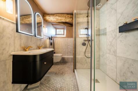 Master Ensuite