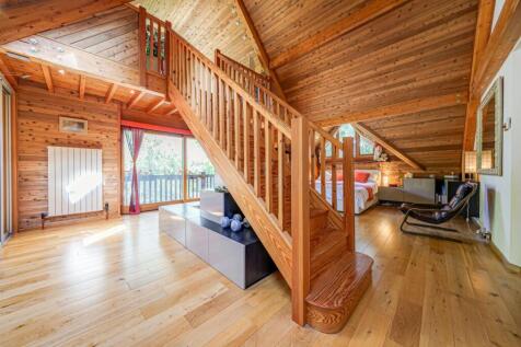 Staircase to dressing room/ penthouse mezzanine