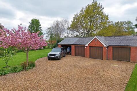 Garaging &amp; Driveway