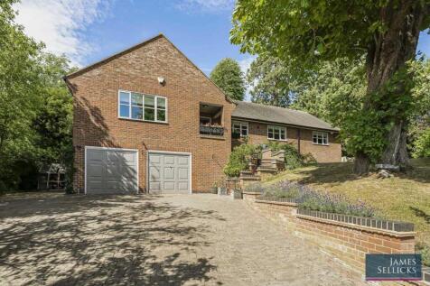 Three Farthings, Hallaton