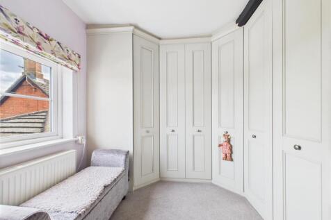 Dressing Room/Bedroom