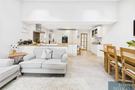 Open plan living dining kitchen