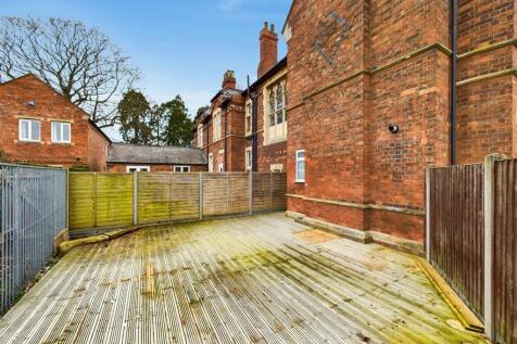 Flat 1 - Garden