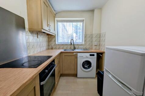 IMG-20250925-WA00...