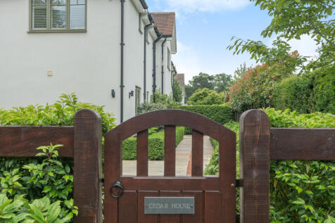 1305422-1-6847286...