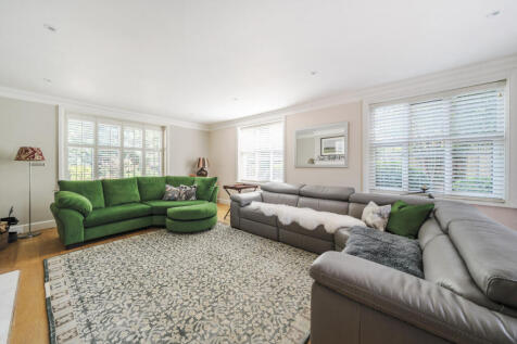 1316399-9-685d6b1...