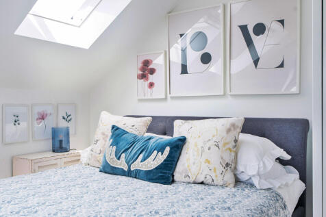 1311579-7-68653c7...