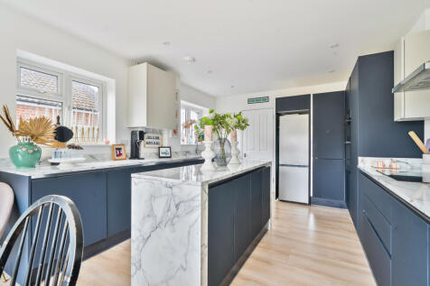 1311579-17-68653e...