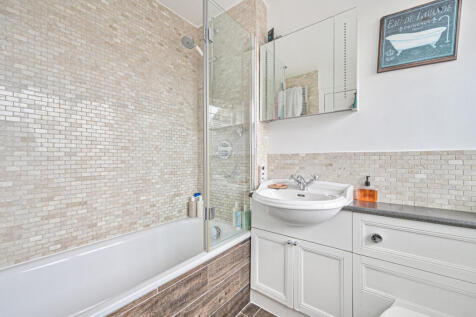 1375929-7-690e1dc...