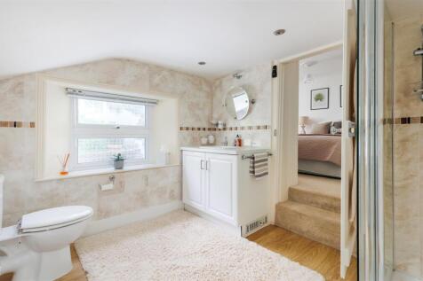Shower Room En-Suite