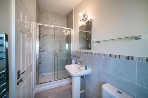 Lodge Shower Room