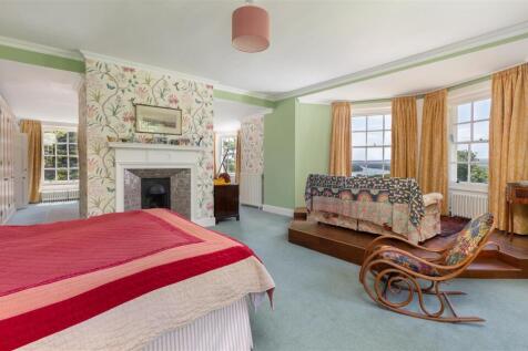 Principal Bedroom Suite