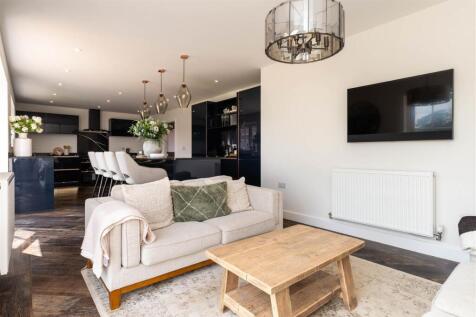 Kitchen/Dining/Family