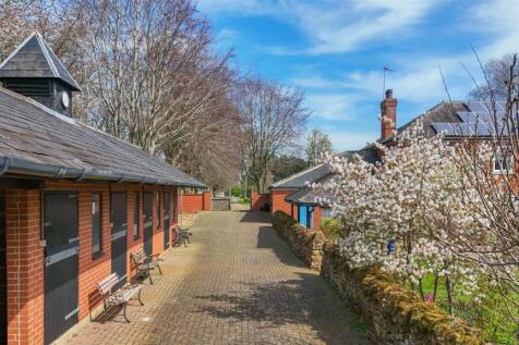 0033stables2.jpg