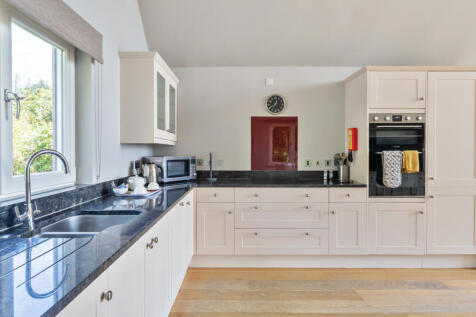 1326900-17-687795...