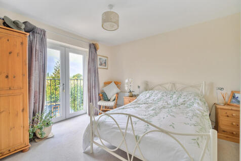 1345893-17-68b5e8...