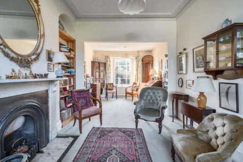 1395693-12-696a2d...