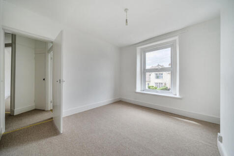 1306868-4-684830a...