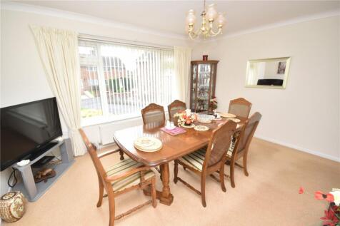 Family/Dining Room