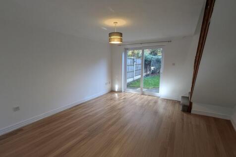 IMG-20251110-WA00...