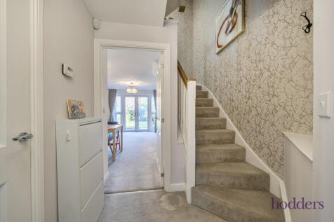 e304b14a-5aa7-41d...