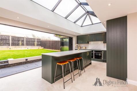 19 Stirling Road, Stamford, PE9 2XF-14watermarked.