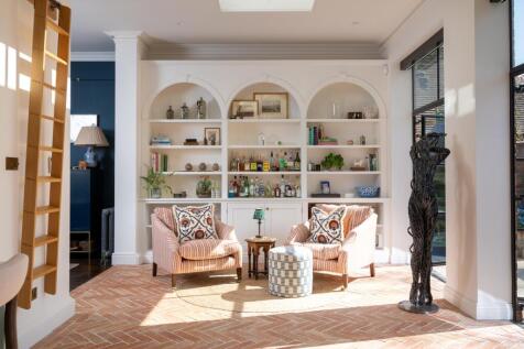 Property Image 9