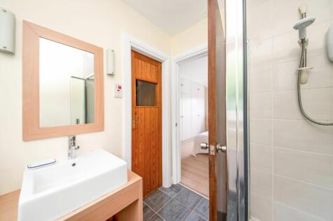 BEDROOM TWO EN-SUITE