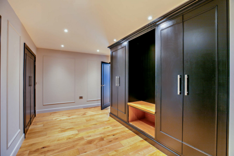 UTILITY / BOOT ROOM / EVERYDAY ENTRANCE HALL