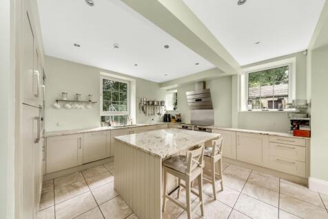 DINING LIVING KITCHEN