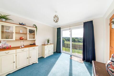FORMAL DINING ROOM / SECOND RECEPTION ROOM