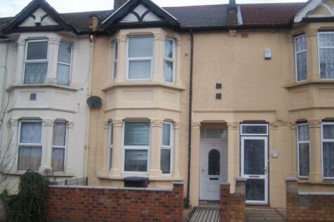4 bedroom houses to rent in hounslow, middlesex - rightmove