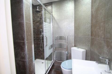 En-Suite Bathrom 2